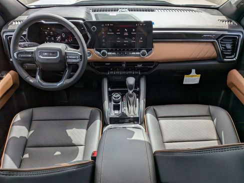New 2026 GMC Canyon AT4 AWD/4WD image 19