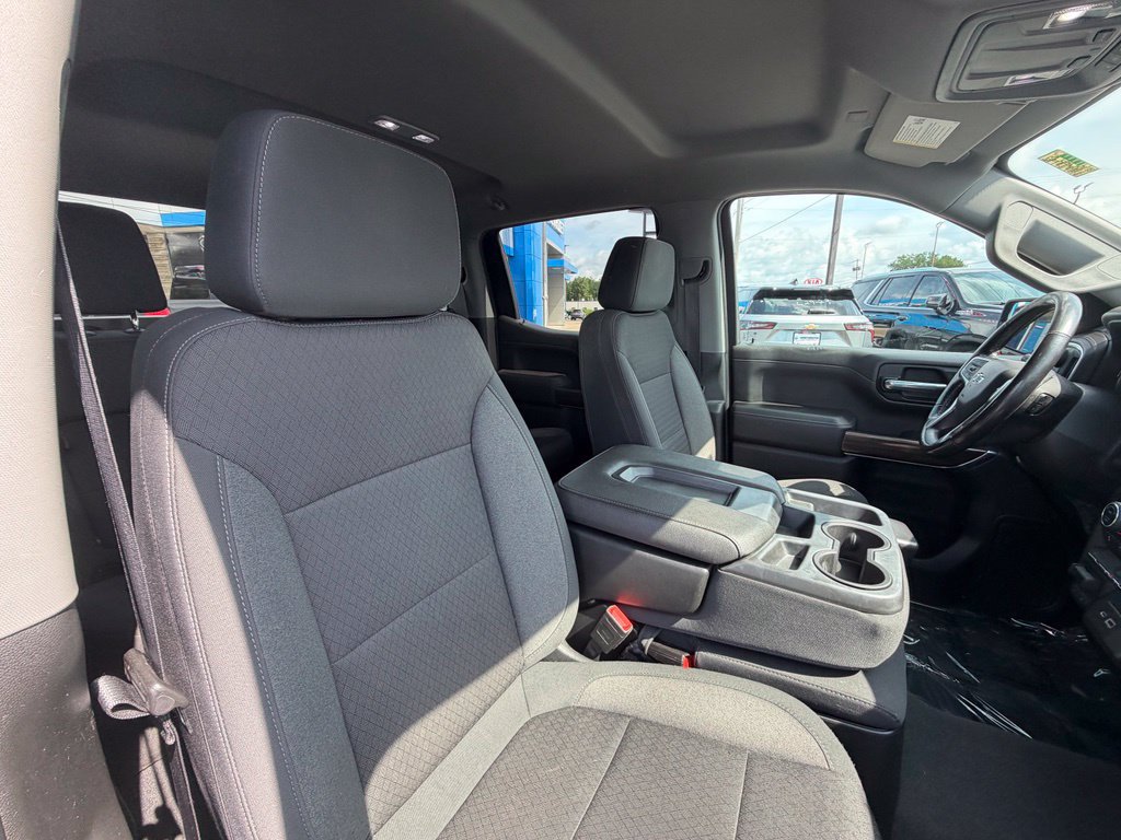 Used 2022 Chevrolet Silverado 1500 RST AWD/4WD image 16