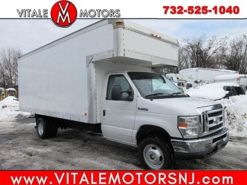 Used 2014 Ford E-450 and Econoline 450 Super Duty w/ Power Windows & Locks Group image 1