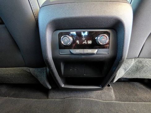 Used 2026 Chevrolet Traverse LT AWD/4WD image 66