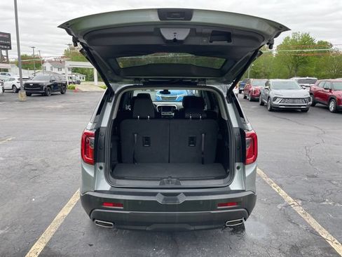 Used 2023 GMC Acadia SLE w/ Driver Convenience Package AWD/4WD image 7