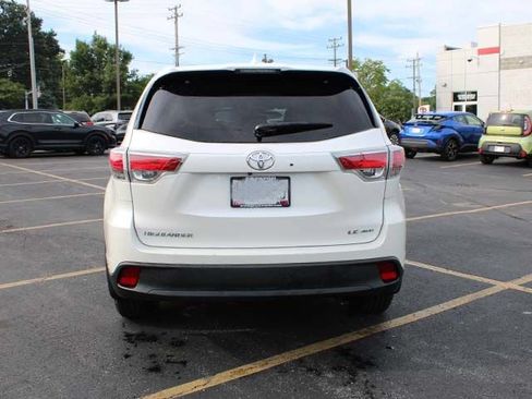 Used 2015 Toyota Highlander Plus AWD/4WD image 6