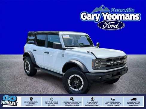 Used 2023 Ford Bronco Big Bend w/ Sasquatch Package AWD/4WD image 1