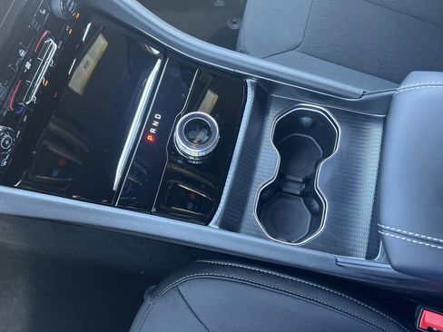 New 2025 Jeep Grand Cherokee L Laredo w/ Luxury Tech Group I image 8