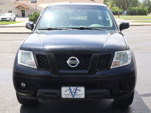Used 2012 Nissan Frontier PRO-4X AWD/4WD image 12