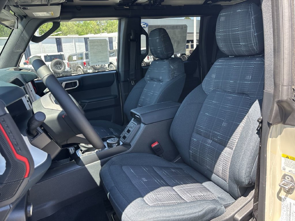 New 2026 Ford Bronco Heritage Edition AWD/4WD image 13