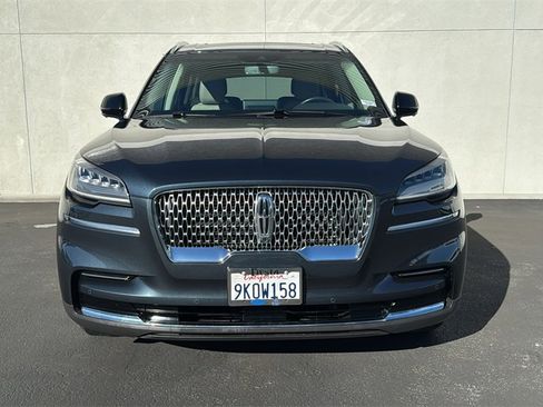Used 2023 Lincoln Aviator Reserve image 2
