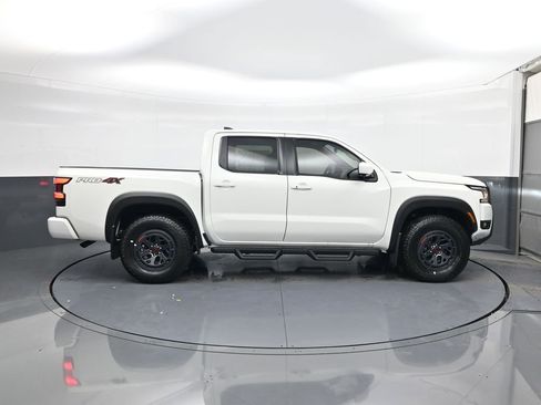 New 2026 Nissan Frontier PRO-4X w/ Pro-4x Convenience Package image 8