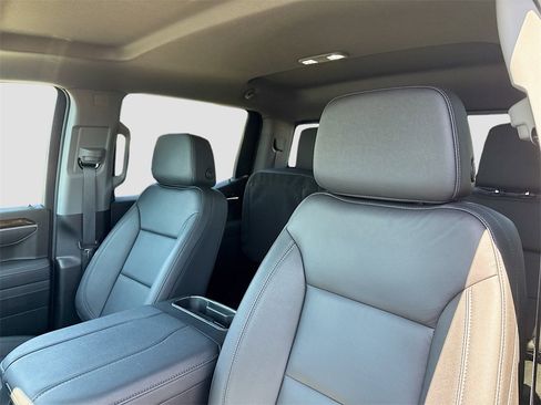 Used 2025 GMC Sierra 1500 Elevation w/ Elevation Premium Package image 13