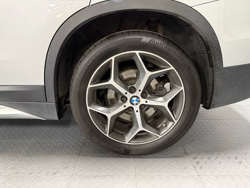 Used 2018 BMW X1 xDrive28i AWD/4WD image 7