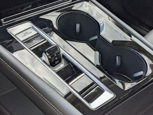 New 2026 Volkswagen Atlas SEL Premium R-Line image 26