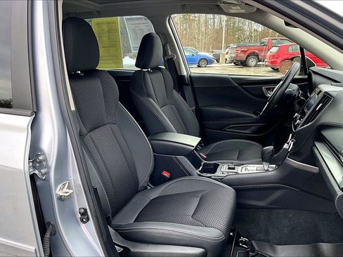 Used 2023 Subaru Forester Premium image 7