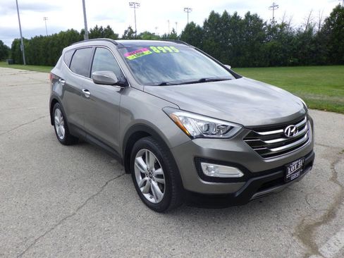 Used 2015 Hyundai Santa Fe Sport 2.0T w/ Option Group 05 FWD image 5