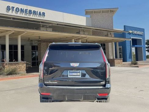 Used 2022 Cadillac Escalade Sport w/ Touring Package image 6