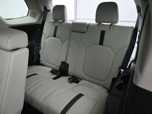 New 2026 Honda Pilot Touring image 31