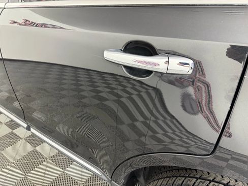 Used 2015 Lincoln MKX AWD w/ Equipment Group 102A image 28