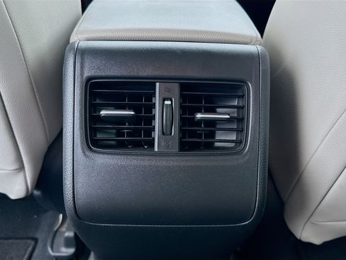 Used 2018 Honda Accord EX-L image 17