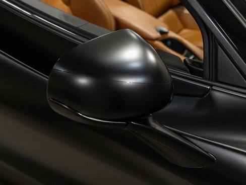 Used 2020 McLaren 720S Spider image 17