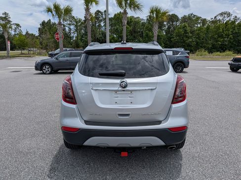 Used 2018 Buick Encore Preferred FWD image 5
