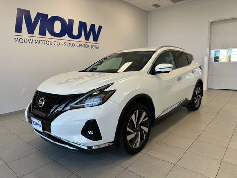 Used 2022 Nissan Murano SL image 2