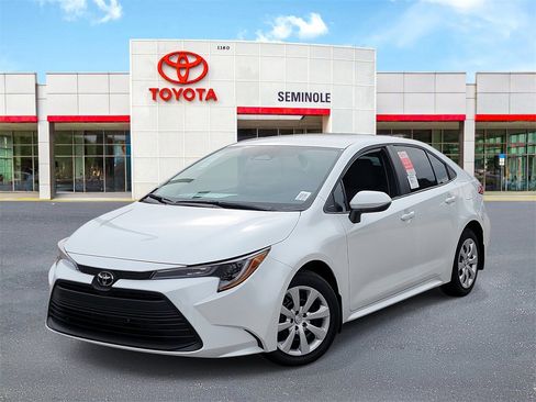 New 2026 Toyota Corolla LE image 1
