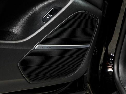 Used 2023 Audi Q8 Prestige image 47