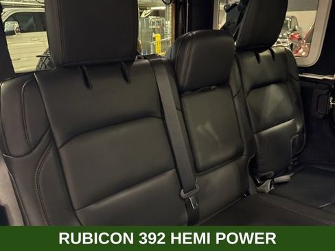 Used 2021 Jeep Wrangler Unlimited Rubicon w/ Dual Top Group AWD/4WD image 32