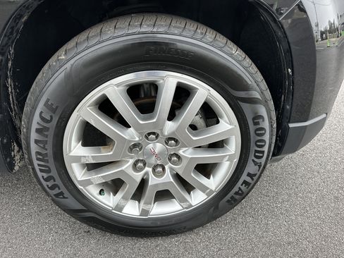 Certified 2016 GMC Acadia SLT w/ Premium Edition image 13