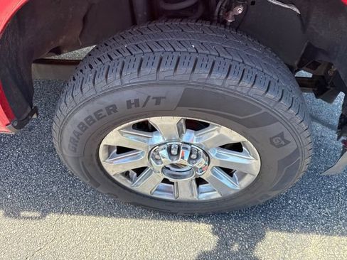 Certified 2021 Ford F350 Platinum w/ FX4 Off-Road Package AWD/4WD image 16