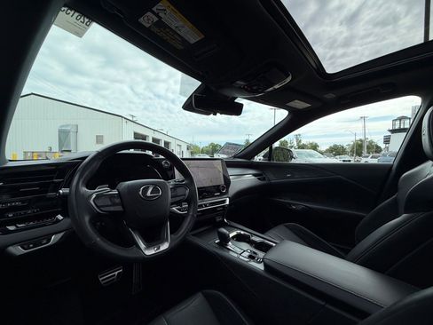 Used 2024 Lexus RX 500h F Sport w/ Convenience Package AWD/4WD image 17