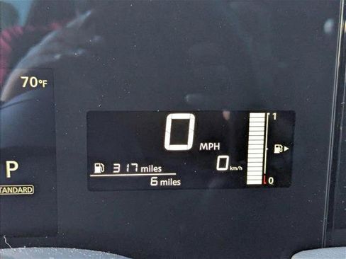 New 2025 Nissan Kicks S image 10