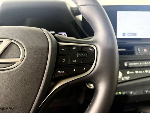 Used 2025 Lexus ES 350 w/ Premium Package FWD image 26