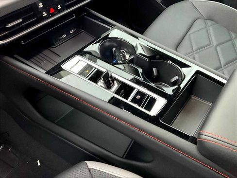 New 2026 Volkswagen Atlas Peak Edition AWD/4WD image 14