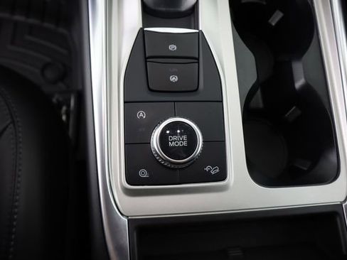 Used 2023 Ford Explorer XLT w/ Equipment Group 202A image 60