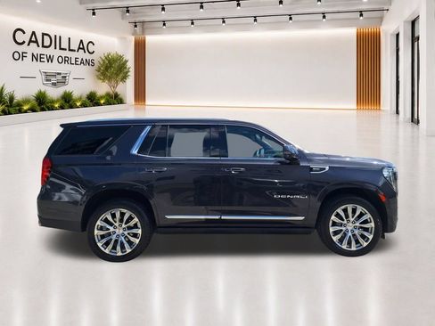Used 2023 GMC Yukon Denali AWD/4WD image 2