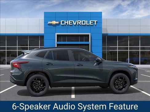 New 2026 Chevrolet Trax LT w/ Driver Confidence Package FWD image 5