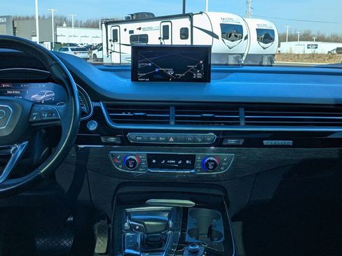 Used 2018 Audi Q7 3.0T Prestige w/ Prestige Package image 13