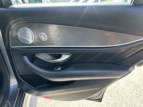 Used 2018 Mercedes-Benz E 63 AMG S image 36