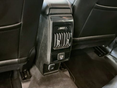 Used 2022 Jeep Compass Limited AWD/4WD image 27