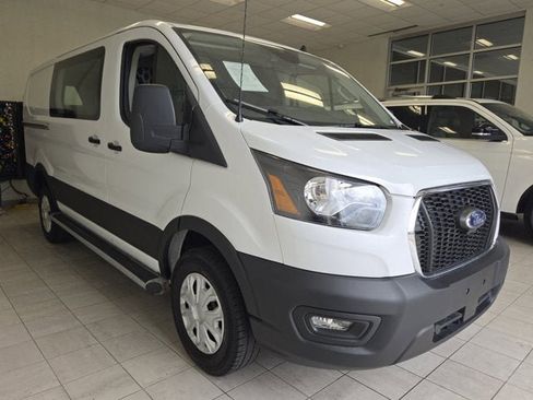 Used 2025 Ford Transit 250 Low Roof w/ Exterior Upgrade Package RWD image 3