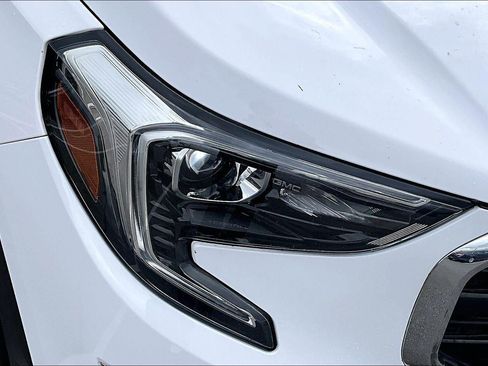 Used 2020 GMC Terrain SLE w/ Driver Convenience Package FWD image 26