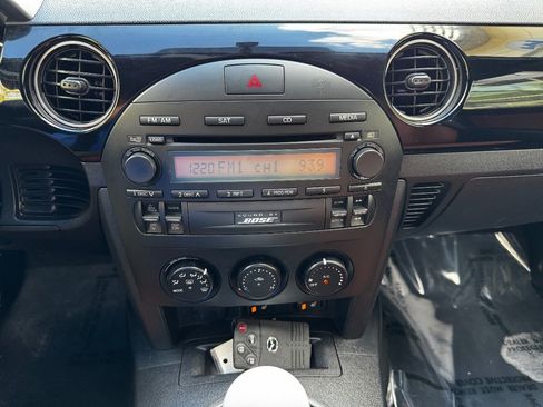 Used 2008 MAZDA MX-5 Miata Grand Touring w/ Premium Pkg image 21
