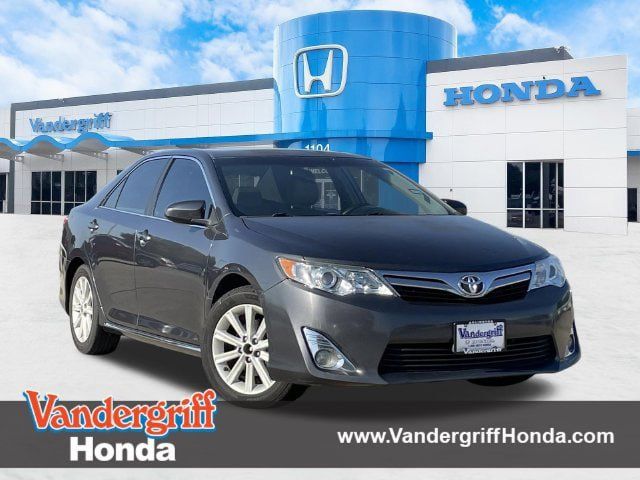 Used 2012 Toyota Camry XLE FWD image 1