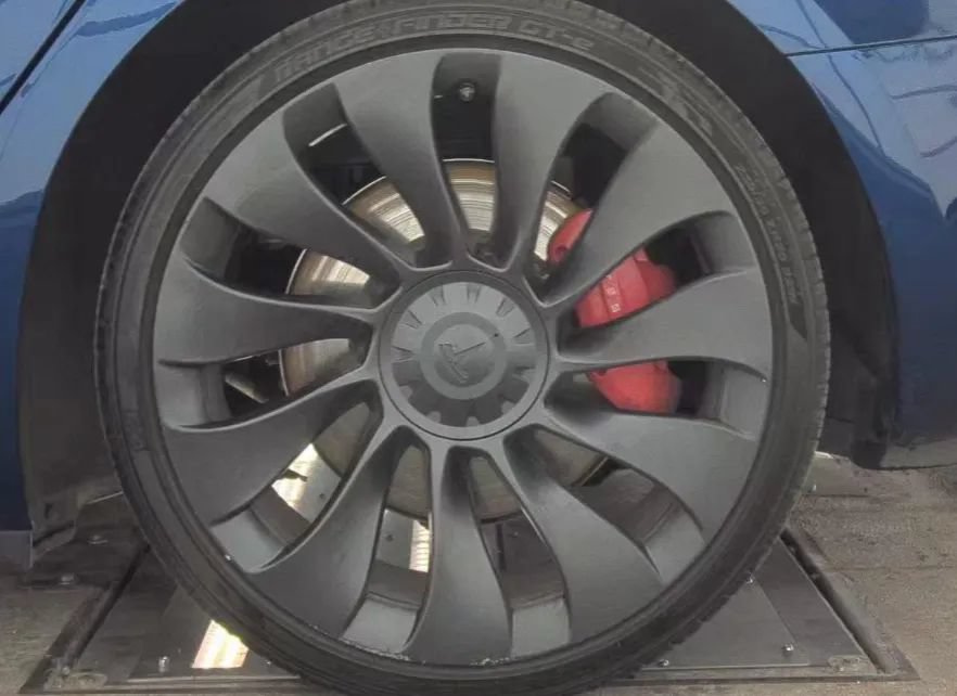 Used 2023 Tesla Model 3 Performance AWD/4WD image 4