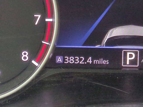 Used 2024 Nissan Sentra SV image 12