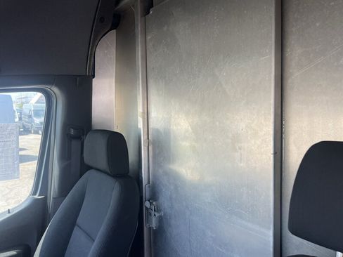 Used 2019 Mercedes-Benz Sprinter 144 image 23