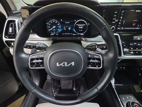 Used 2023 Kia Sorento SX Prestige image 27