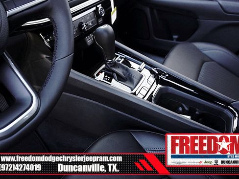 New 2026 Jeep Compass Latitude image 34