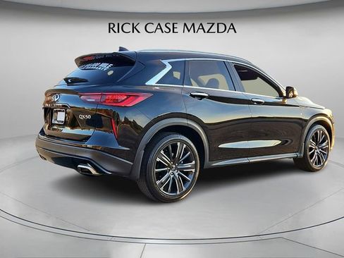 Used 2022 INFINITI QX50 Luxe w/ Appearance Package image 7