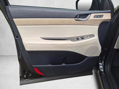 Used 2022 Hyundai Palisade SEL w/ 8P Bench Seat Package FWD image 12